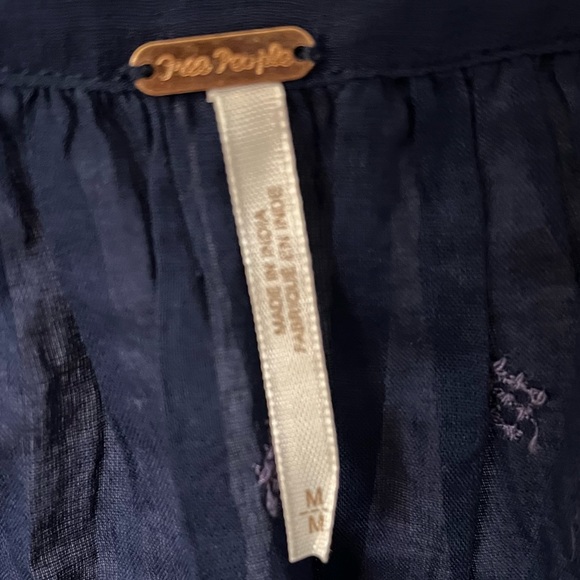 FREE PEOPLE Navy Blue Eternal Love Embroidered Tassel Tank Size Medium NEW! - Picture 10 of 12